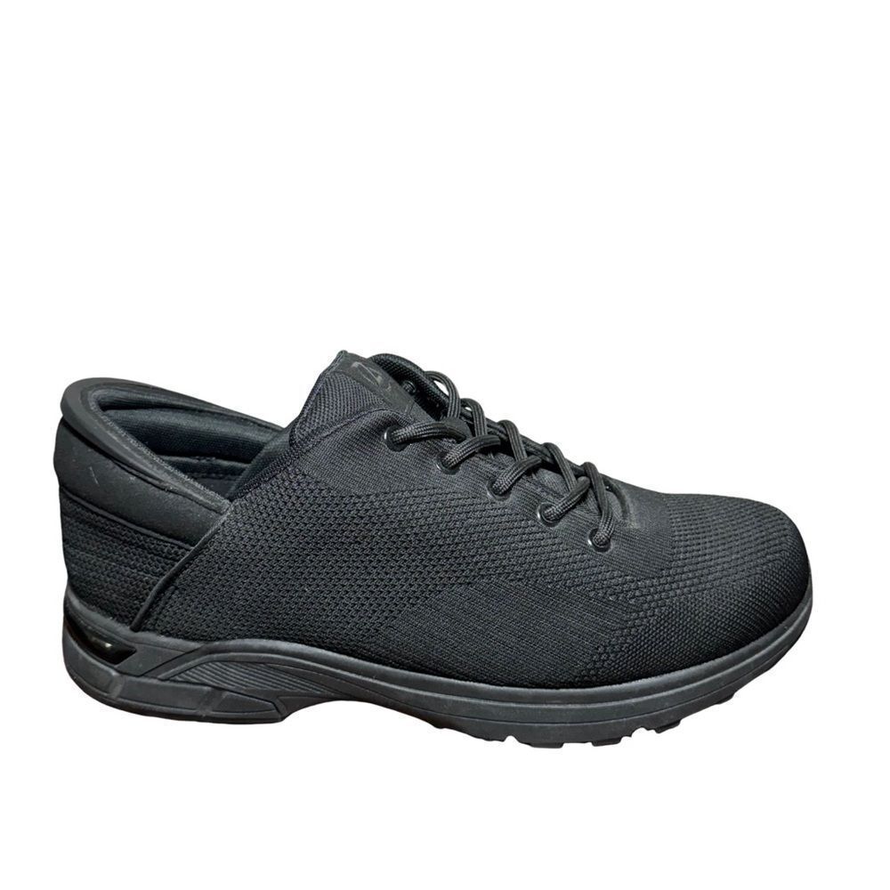 Men’s ZEBA casual walking shoes size 13 W